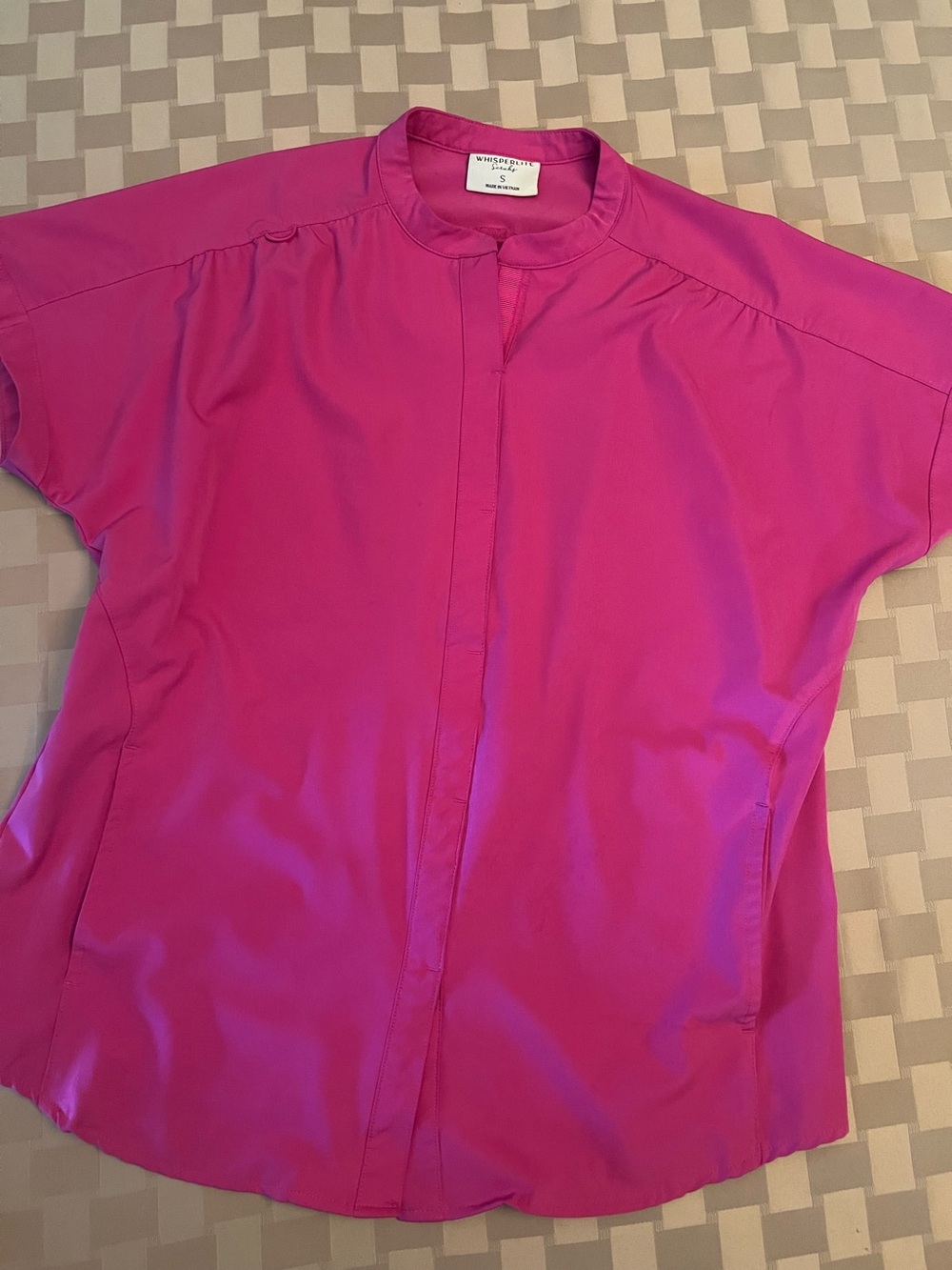 Women’s Whisperlite Pink Scrub Top Small